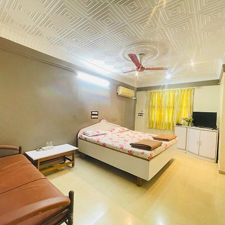 Hotel Rajdhani And Guest House Gujarat - Best Family Hotel In Halol Near Pavagadh And Halol Gidc Dış mekan fotoğraf