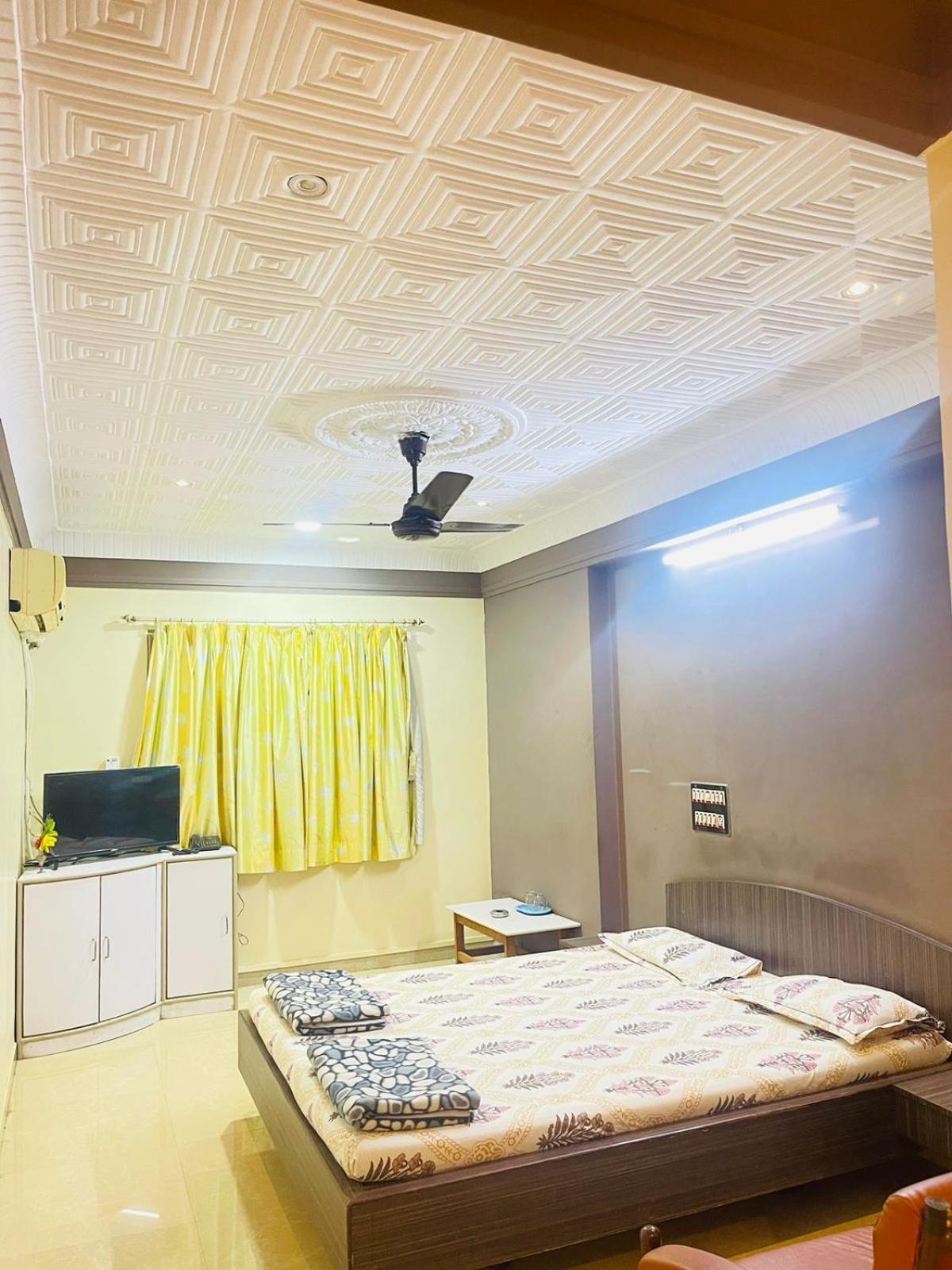 Hotel Rajdhani And Guest House Gujarat - Best Family Hotel In Halol Near Pavagadh And Halol Gidc Dış mekan fotoğraf