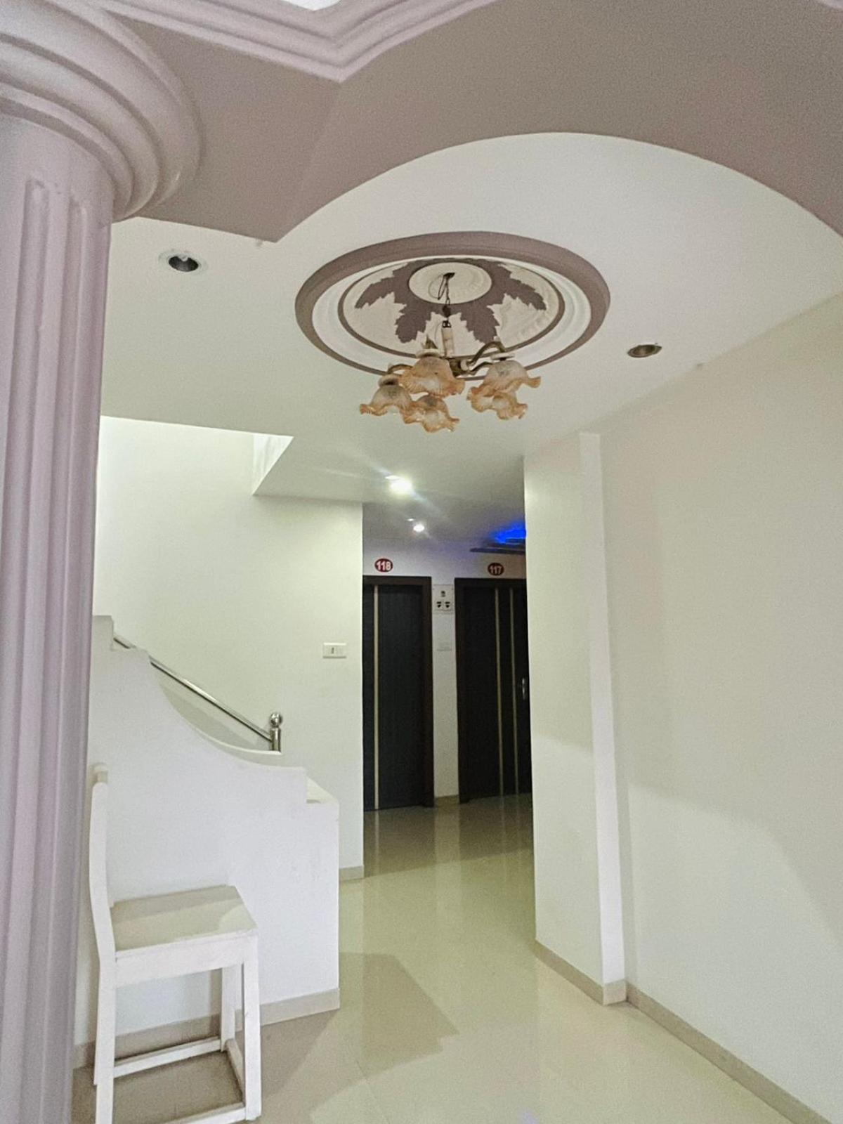 Hotel Rajdhani And Guest House Gujarat - Best Family Hotel In Halol Near Pavagadh And Halol Gidc Dış mekan fotoğraf